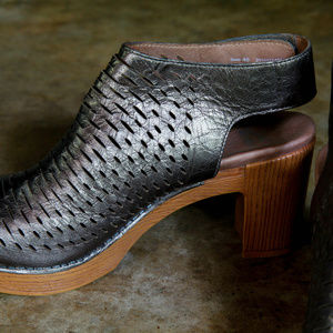 dansko danae pewter